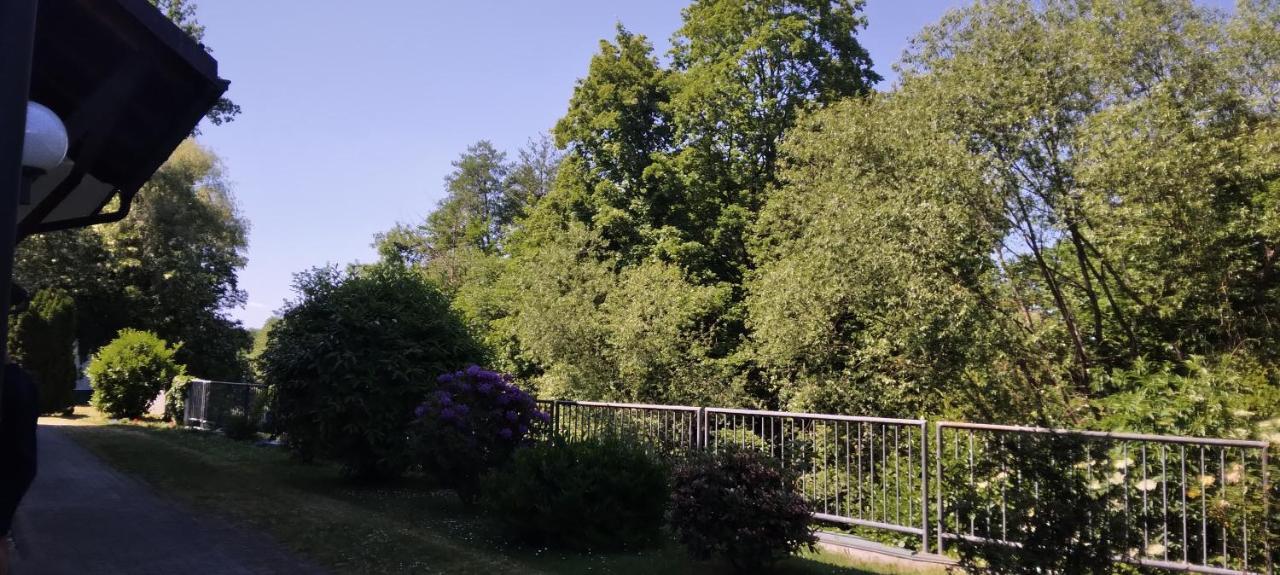 Ferienwohnung Mit Balkon シュヴァンドルフ・イン・バイエルン エクステリア 写真